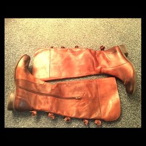 Boots Gianni Bini size 9.5M